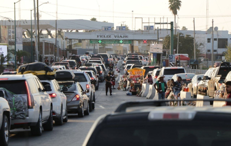 Se espera que crucen más de 70 mil paisanos por N. Laredo