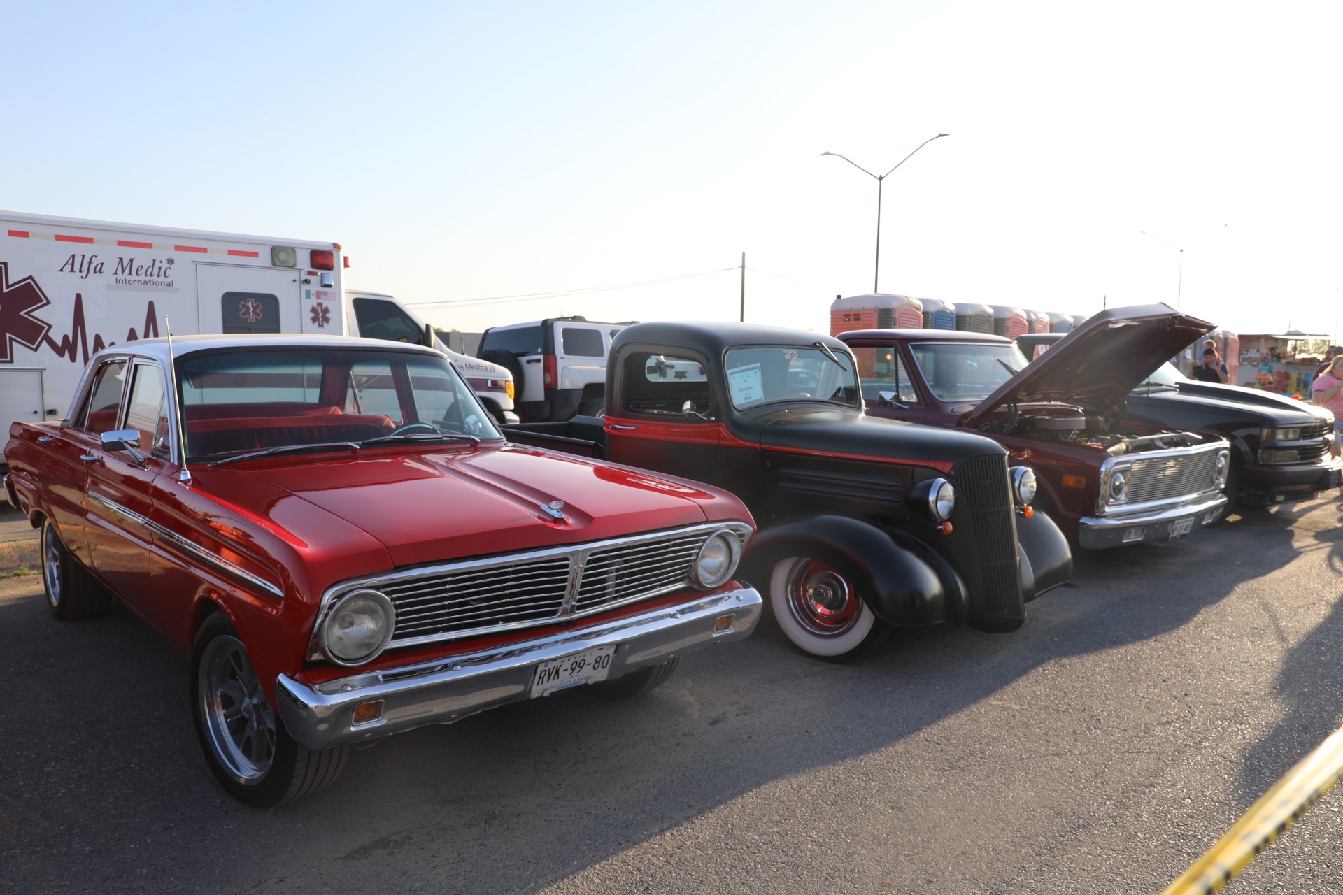 Car Fest 2025 consolida la unidad familiar con exhibición de autos, música y gastronomía