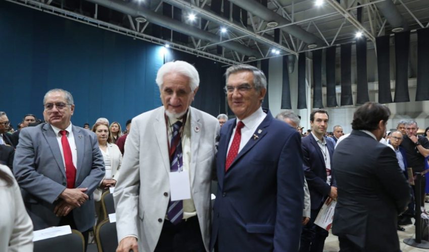 Inaugura Américo congreso internacional >>Hacia un Sistema de Salud Integral y Humanista en Tamaulipas<<