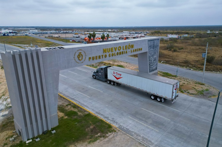 Pide COMCE reubicación de caseta en carretera La Gloria-Colombia por perjudicar al comercio internacional