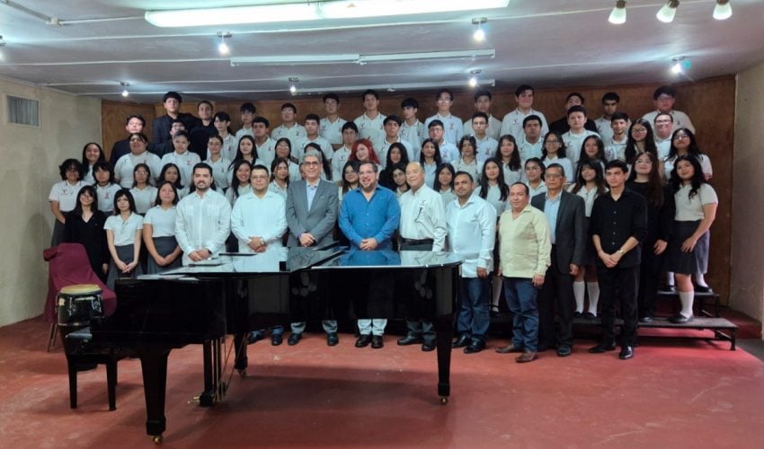 Reconoce secretario de educación labor del Colegio San Juan Siglo XXI