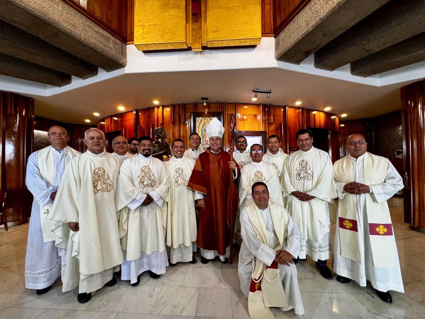 Acuden parroquias de Diócesis de Nuevo Laredo a la Basílica de Guadalupe