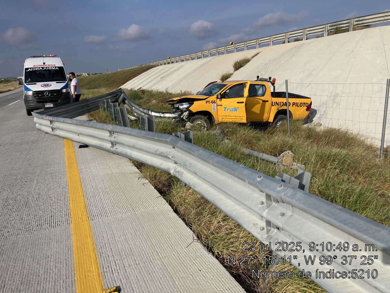 Conductor pierde la vida en carretera Monterrey-Laredo
