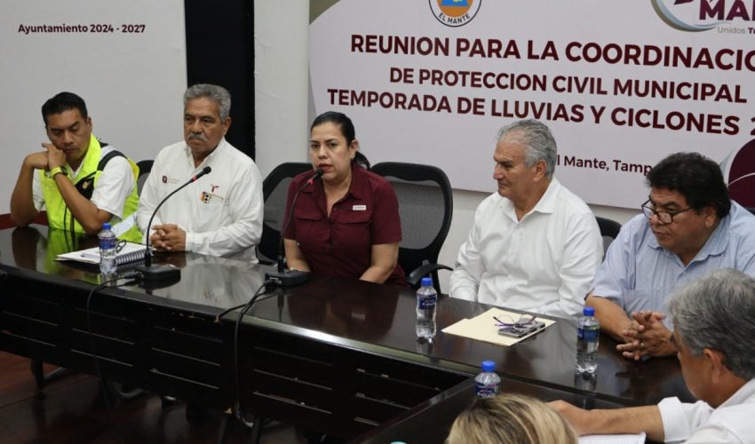Brigadas médicas de salud atienden zonas afectadas por Barry