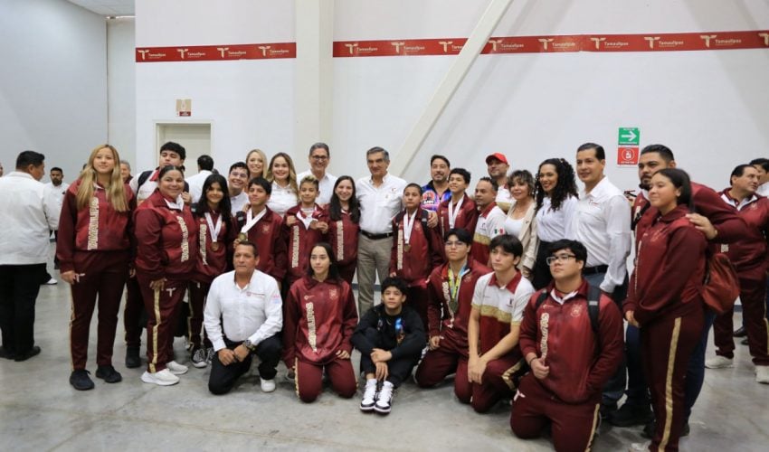 Américo reconoce a deportistas y jovenes tamaulipecos