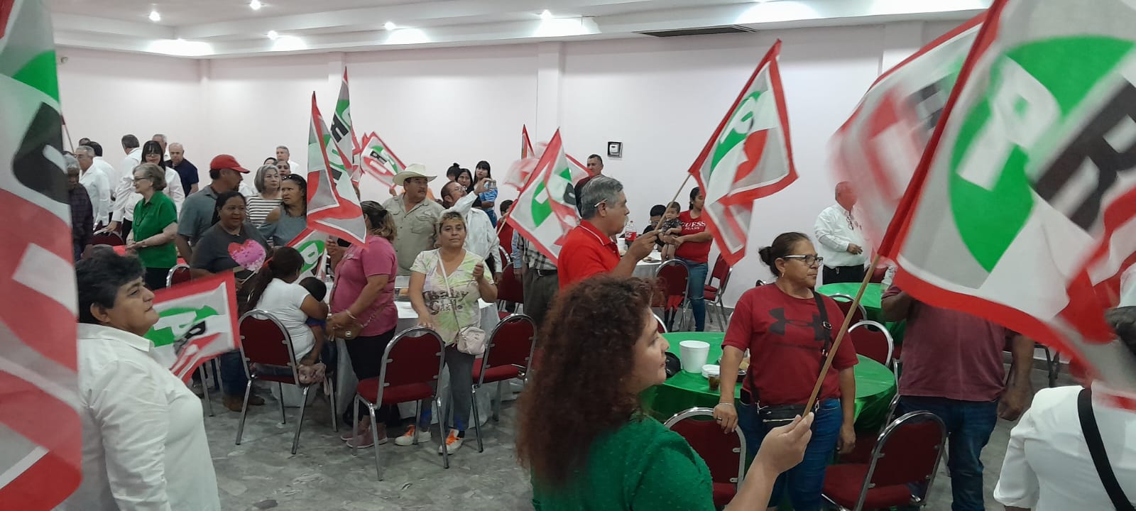 Secretario general del PRI rompe el silencio: “No nos dejaron nada de información, vaciaron todo”