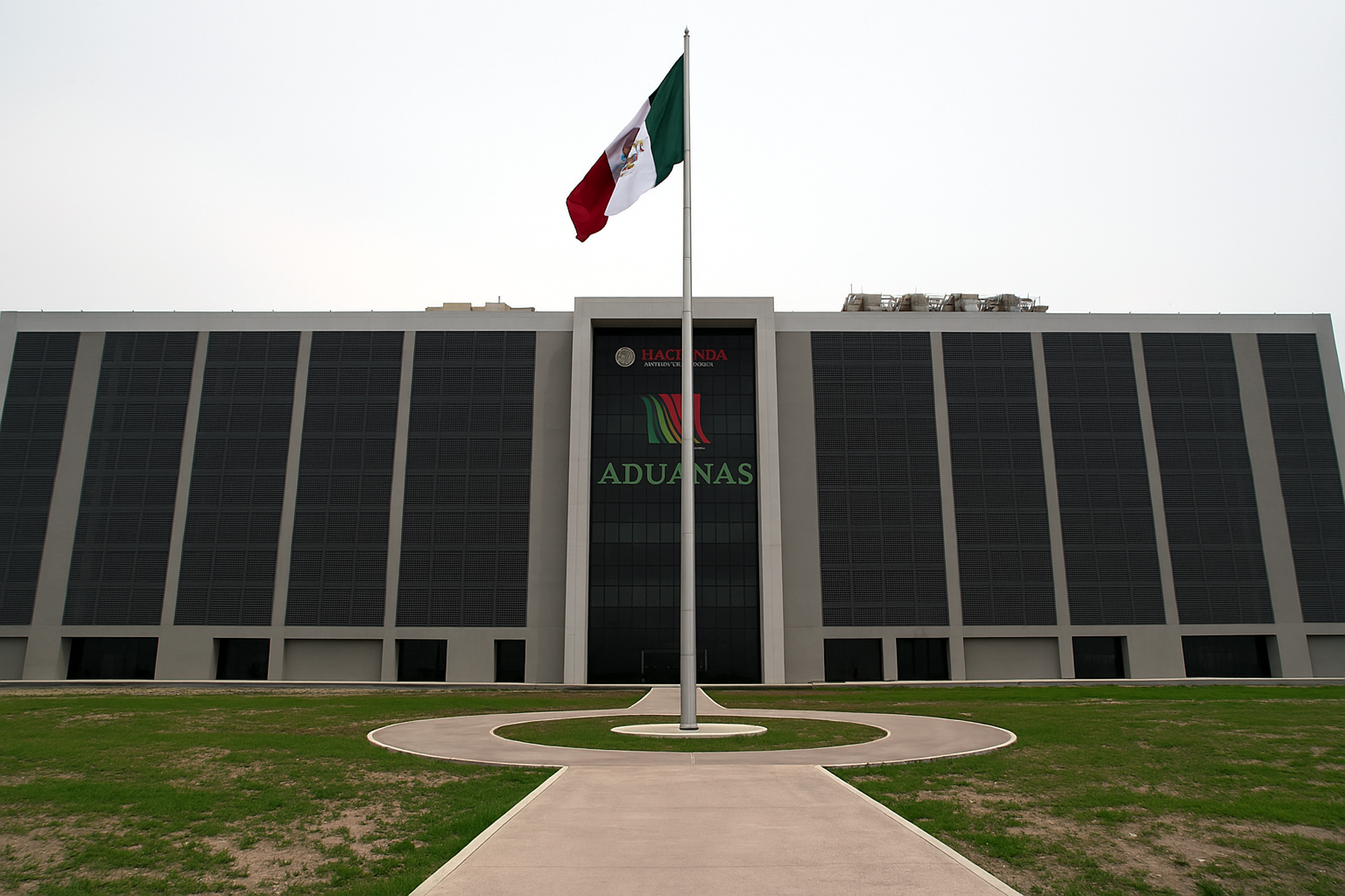 Posponen inauguración de la ANAM; personal no quiere radicar en N. Laredo