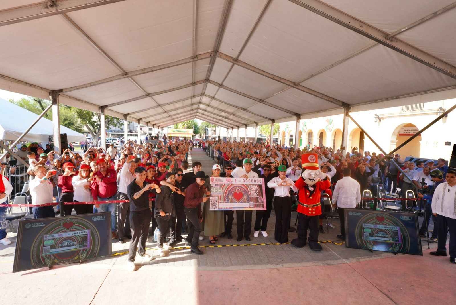Inician en N. Laredo sorteo de la LN con M de Migrante