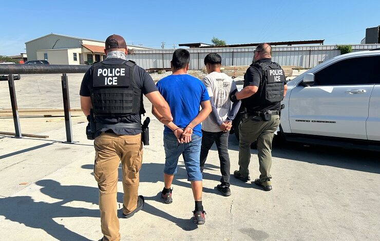 Guardia Nacional de Texas se va a Chicago a redadas contra migrantes