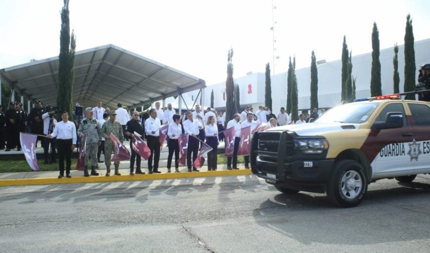 Con helicóptero y víveres Tamaulipas apoya a Veracruz; gobernador llama a la población a solidarizarse