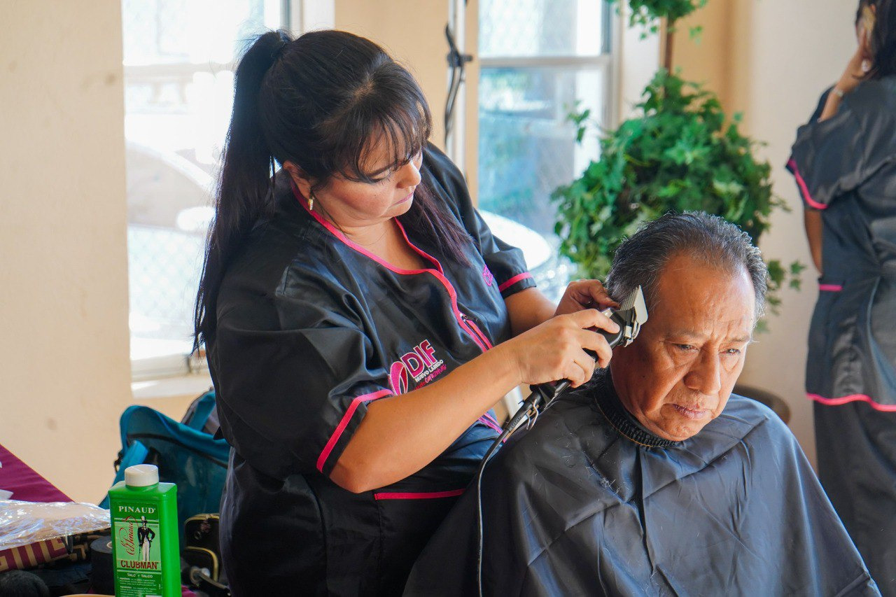 Casa Club del Adulto Mayor protege a los abuelitos con aplicación de vacunas