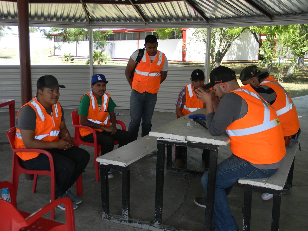 Fortalece Cecati convenios con organismos de transportistas