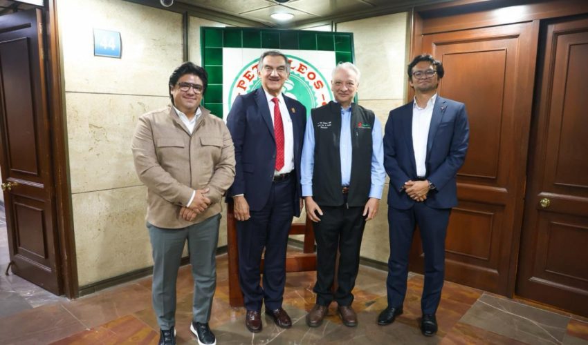 Revisan Américo Villarreal y director de Pemex proyectos estratégicos para Tamaulipas