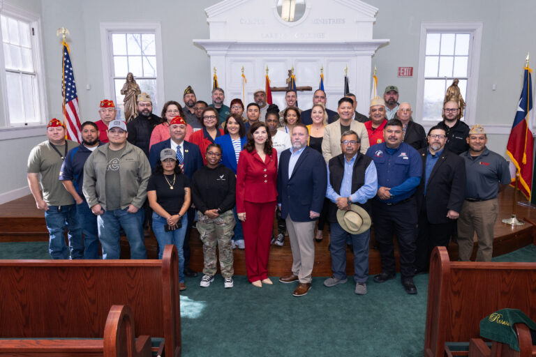 Laredo College celebra el Día  los Veteranos y nombra a un estudiante veterano como orador principal