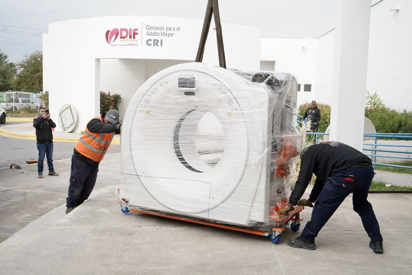 La atención médica ciudadana se verá fortalecida con tomógrafo recién llegado al DIF