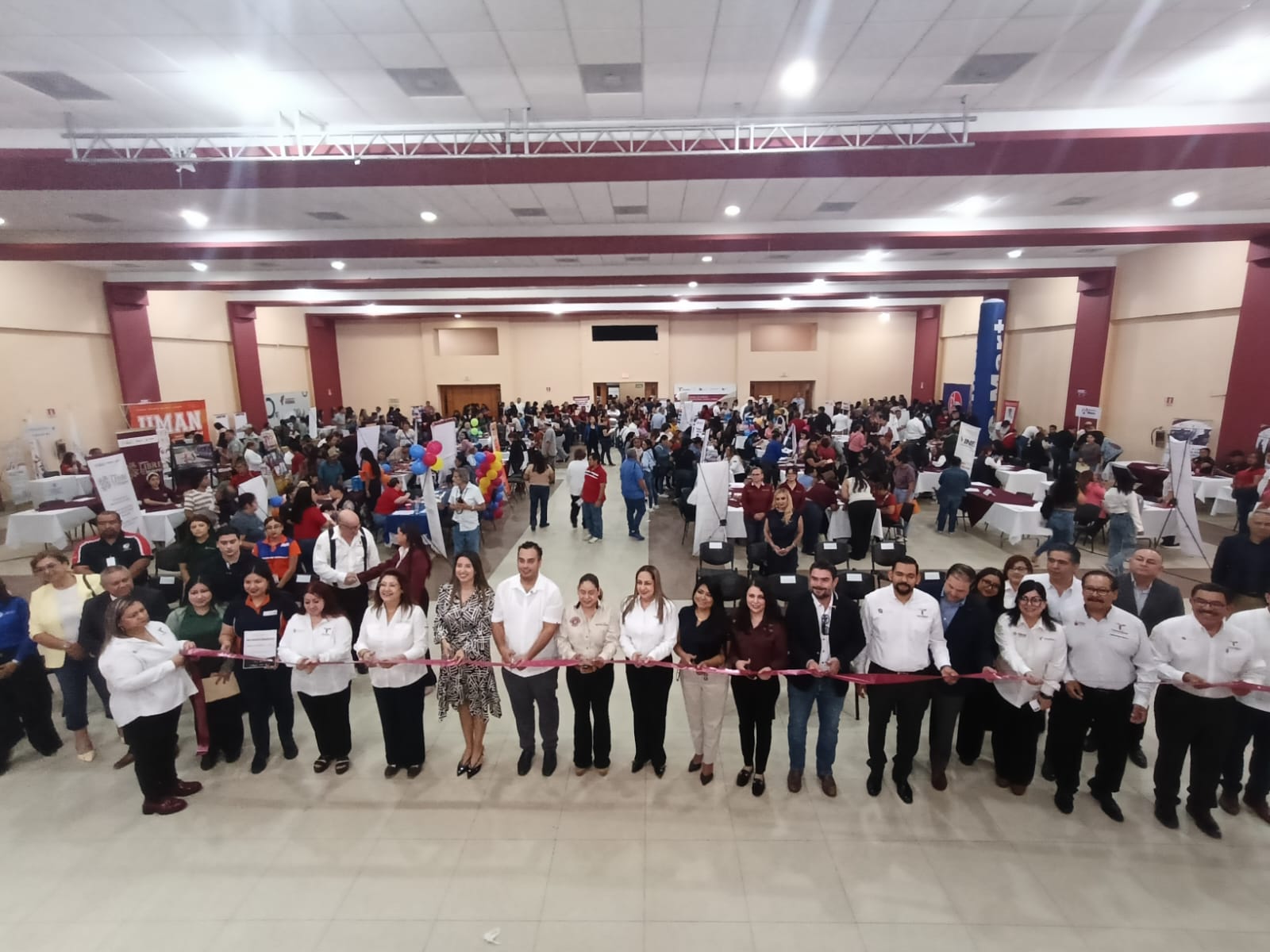 Con mil 300 vacantes y 50 empresas inauguran Primera Feria del Empleo para Mujeres