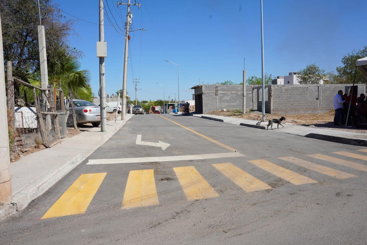 Entregan calles pavimentadas en la Francisco Villa