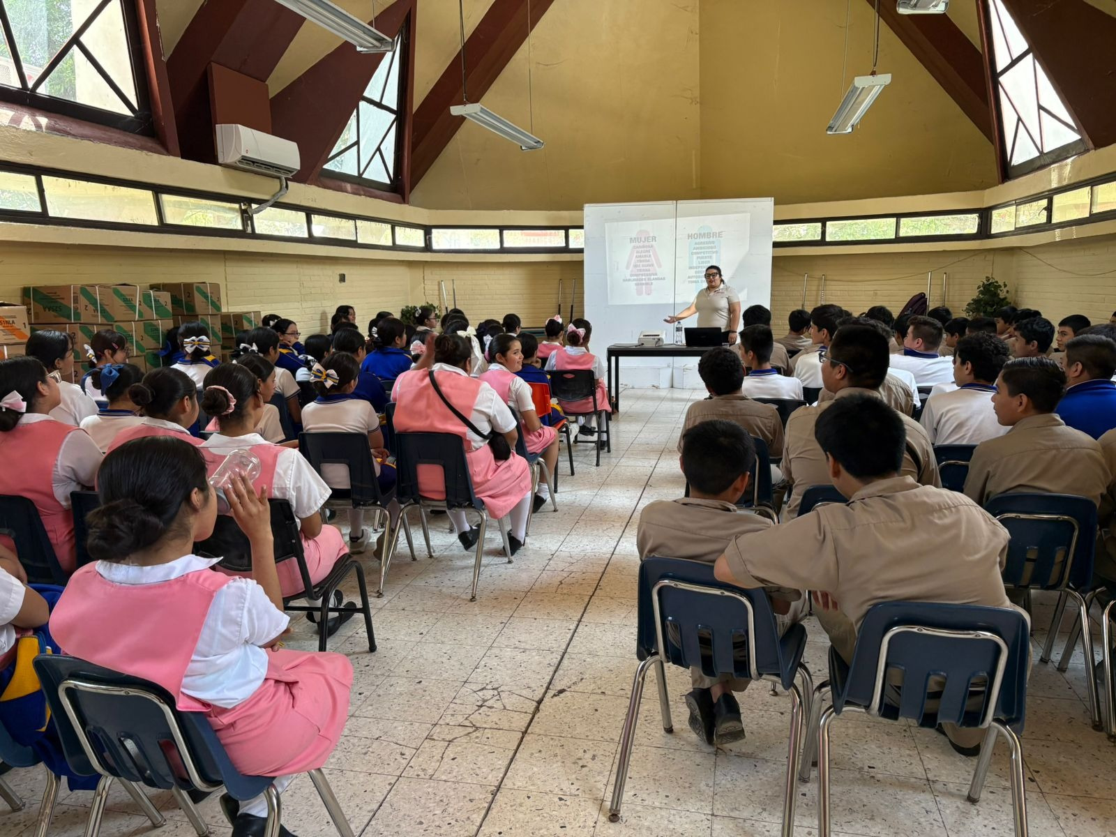 ‘Sin miedo a contarlo’, campaña de Inmujer en las escuelas municipales
