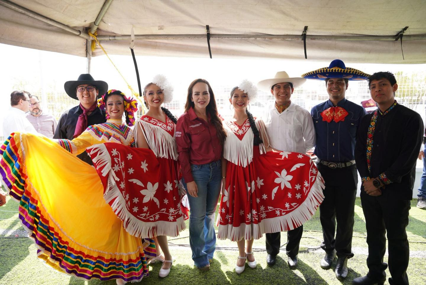 Llama alcaldesa acceder al beneficio de la beca cultural
