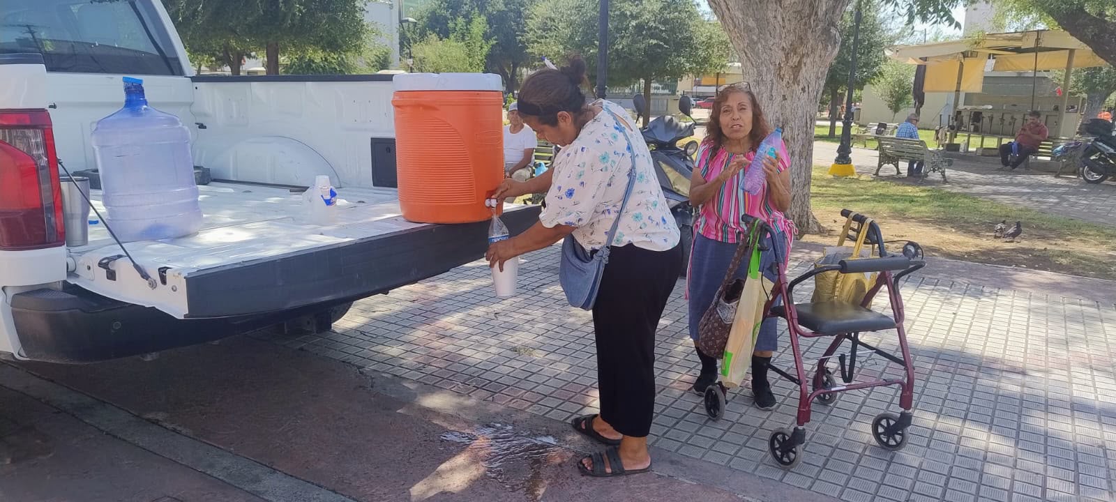 Calor extremo obliga a autoridades a reforzar operativos con medidas preventivas