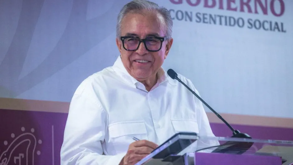 Retorna Rocha Moya a Sinaloa como gobernador luego de 112 días de ausencia