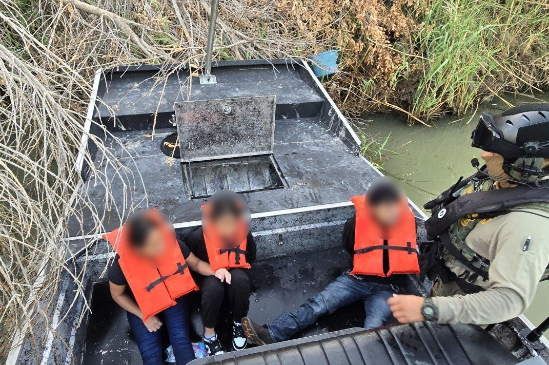 Marines de la Patrulla Fronteriza salvan la vida a indocumentado en el río Bravo