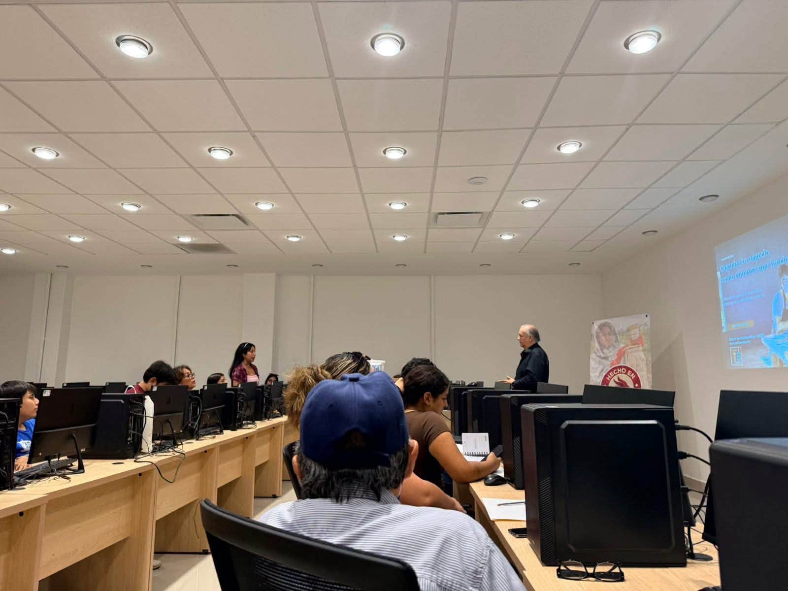 Emprendedores fortalecen sus negocios con proceso de profesionalización