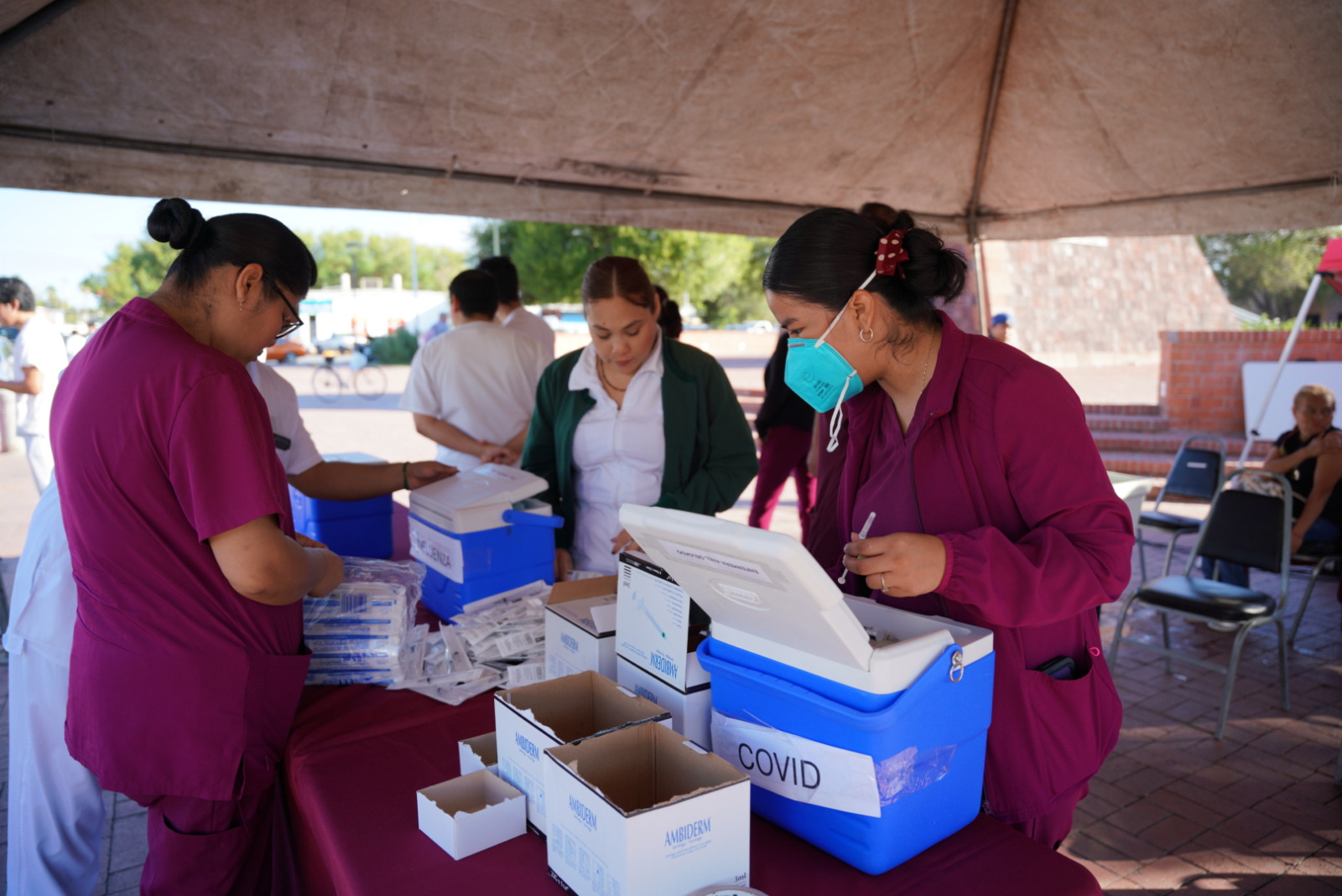 Refuerzan la prevención de enfermedades con jornada gratuita de vacunación